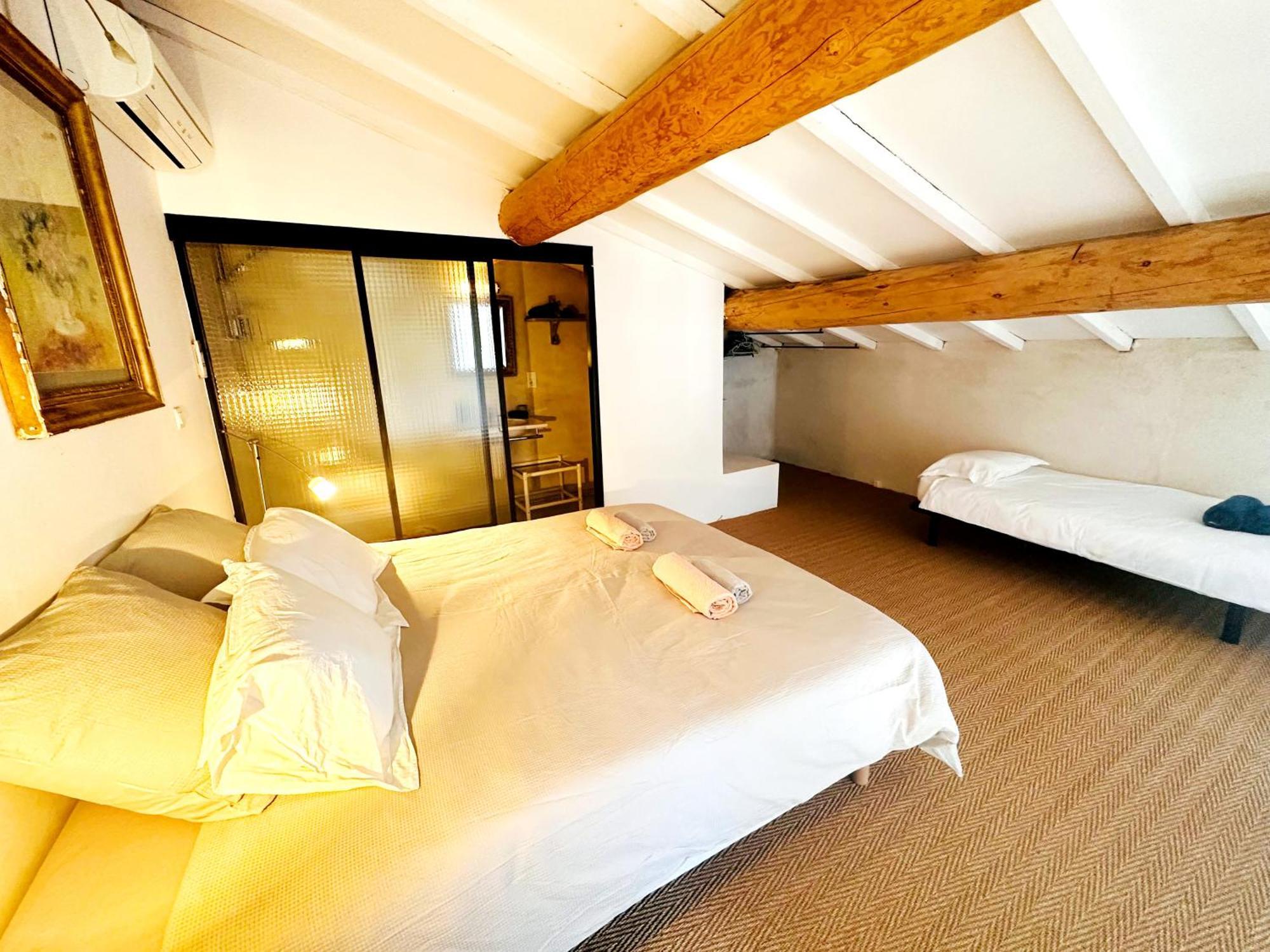 Magnifique Loft - Piscine - Tennis - Babyfoot Nimes Exterior photo
